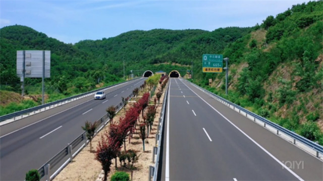 文登至萊陽公路.jpg